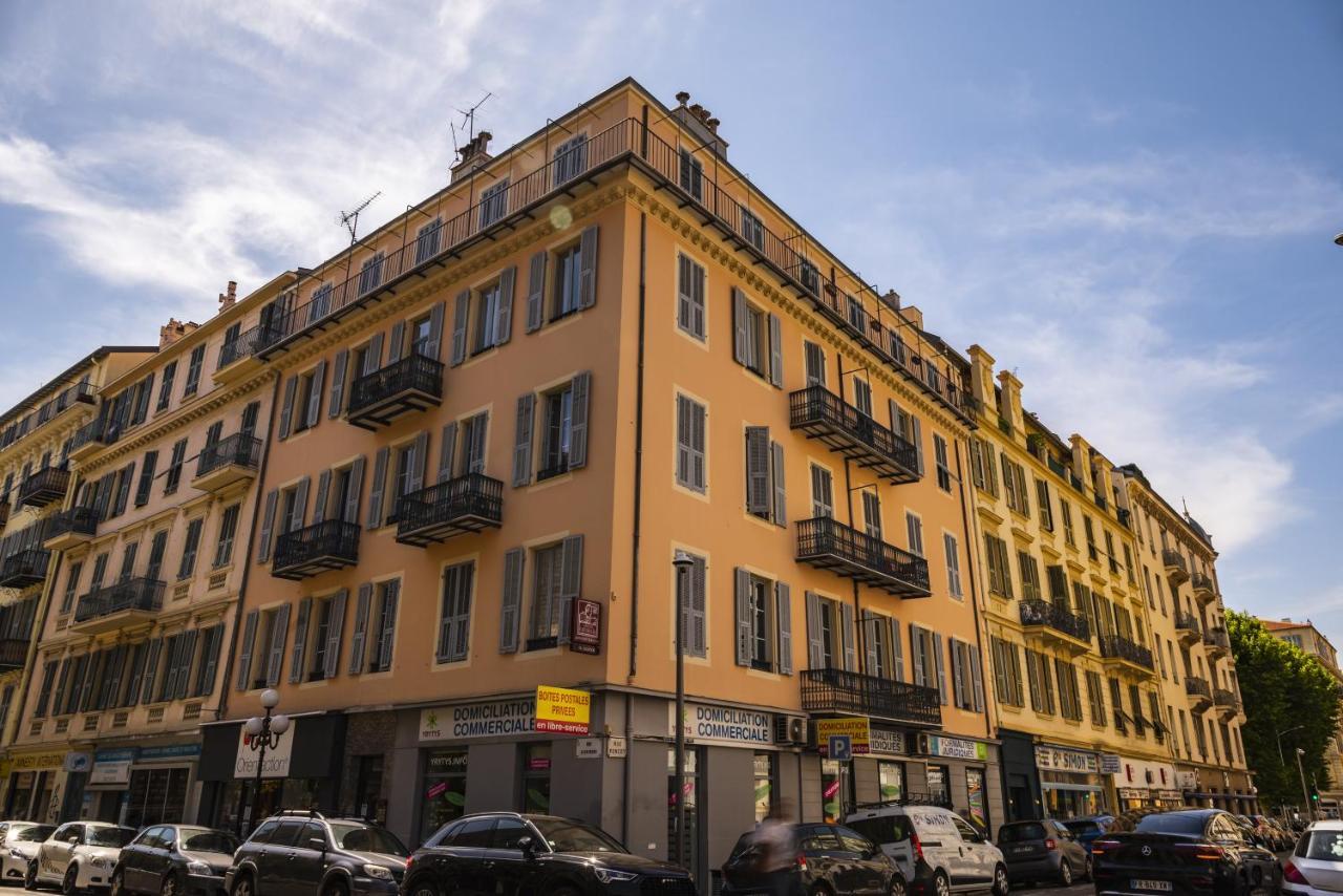 Massena Apartment *